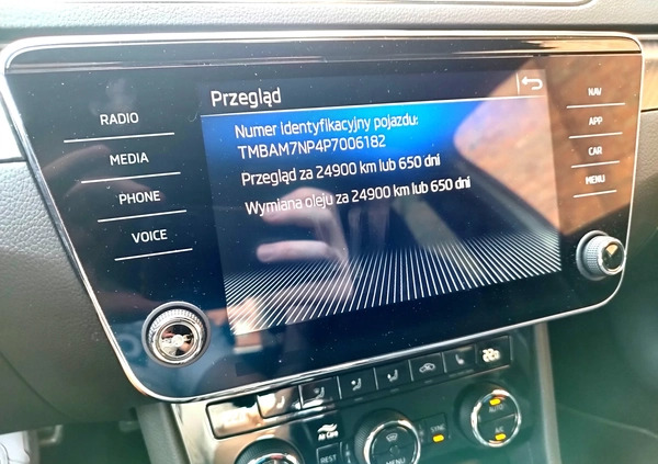 Skoda Superb cena 135000 przebieg: 147000, rok produkcji 2022 z Orneta małe 704